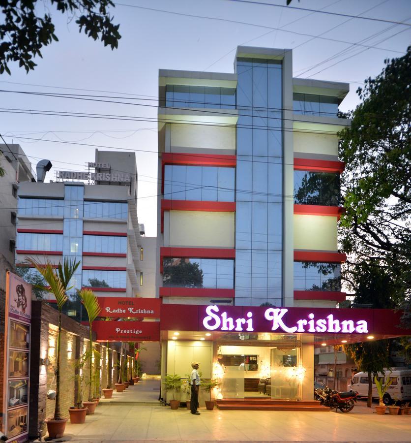 Hotel Radhe Krishna Solapur Esterno foto